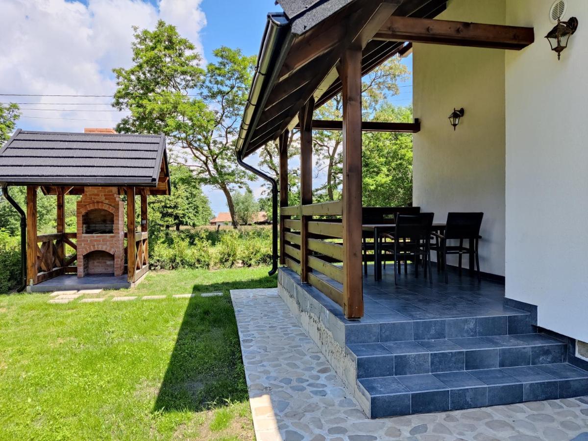 Ara Chalet ブラン エクステリア 写真